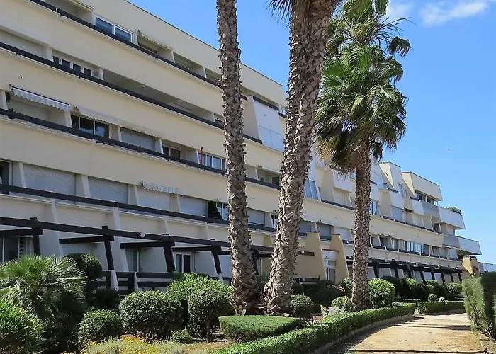 아파트 Naturist Cap Carbone