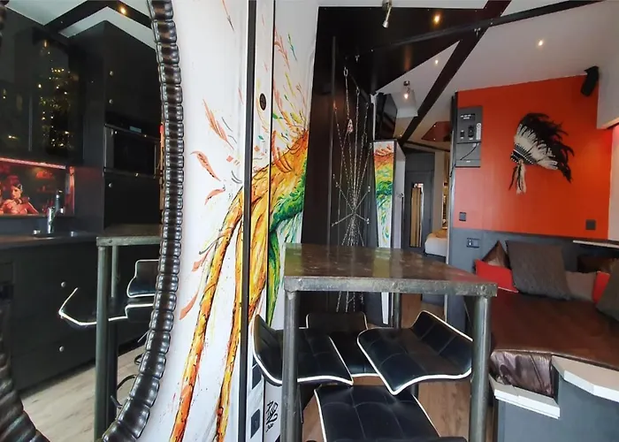 Naturist Cap Carbone 아파트