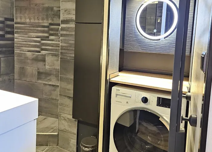 아파트 Naturist Cap Carbone 아그