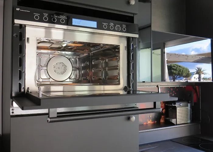 아파트 Naturist Cap Carbone