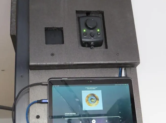 Naturist Cap Carbone